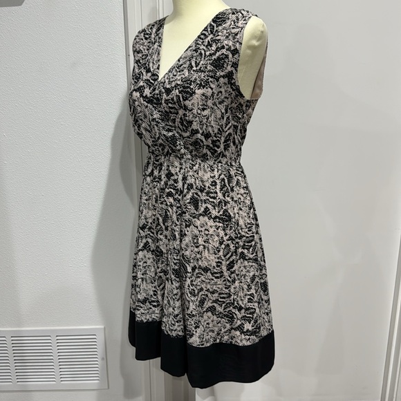 H&M Floral Cream and Black Dress - 10 - Picture 3 of 12
